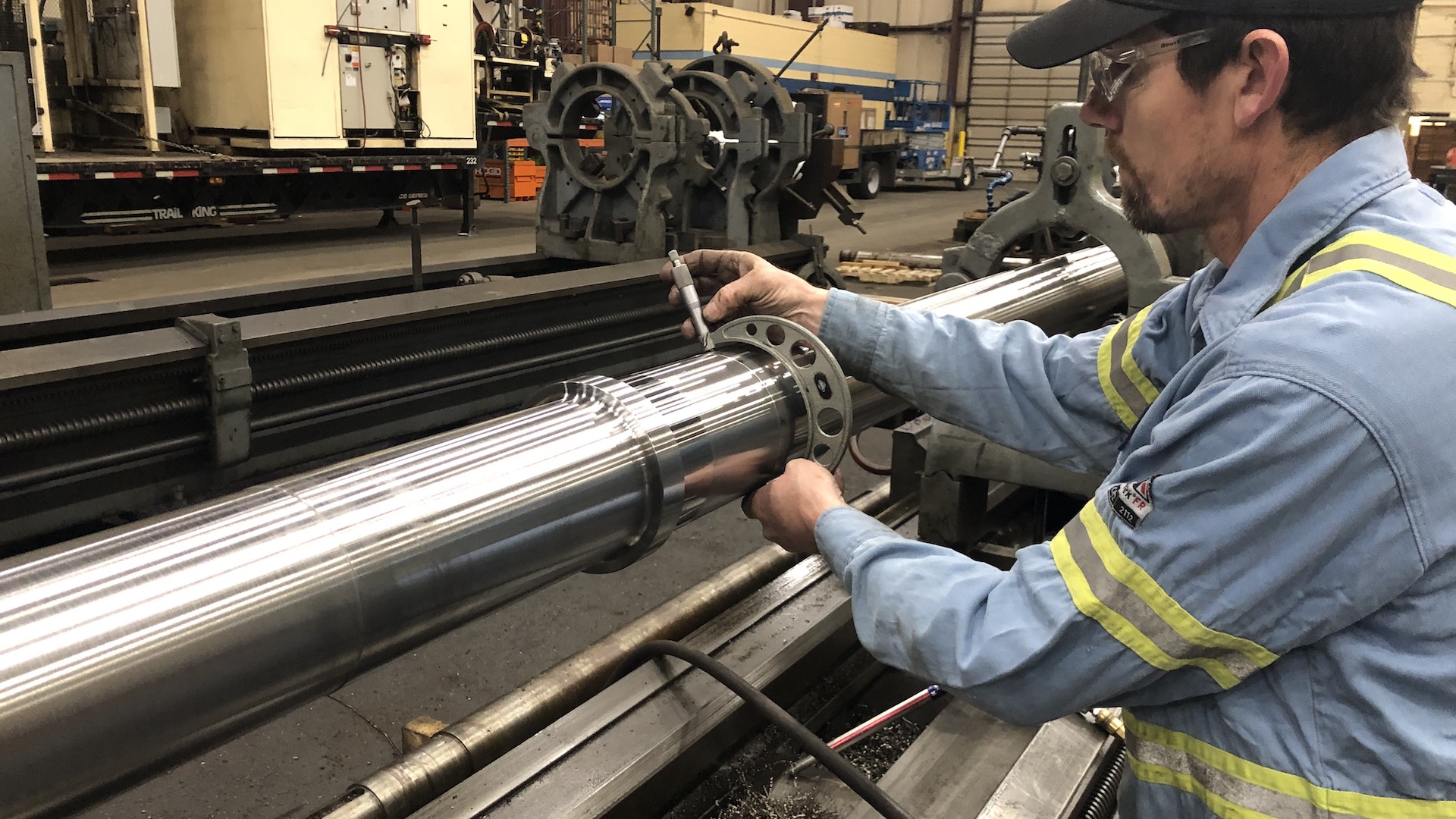 Gelock millwright technician working on industrial equipment