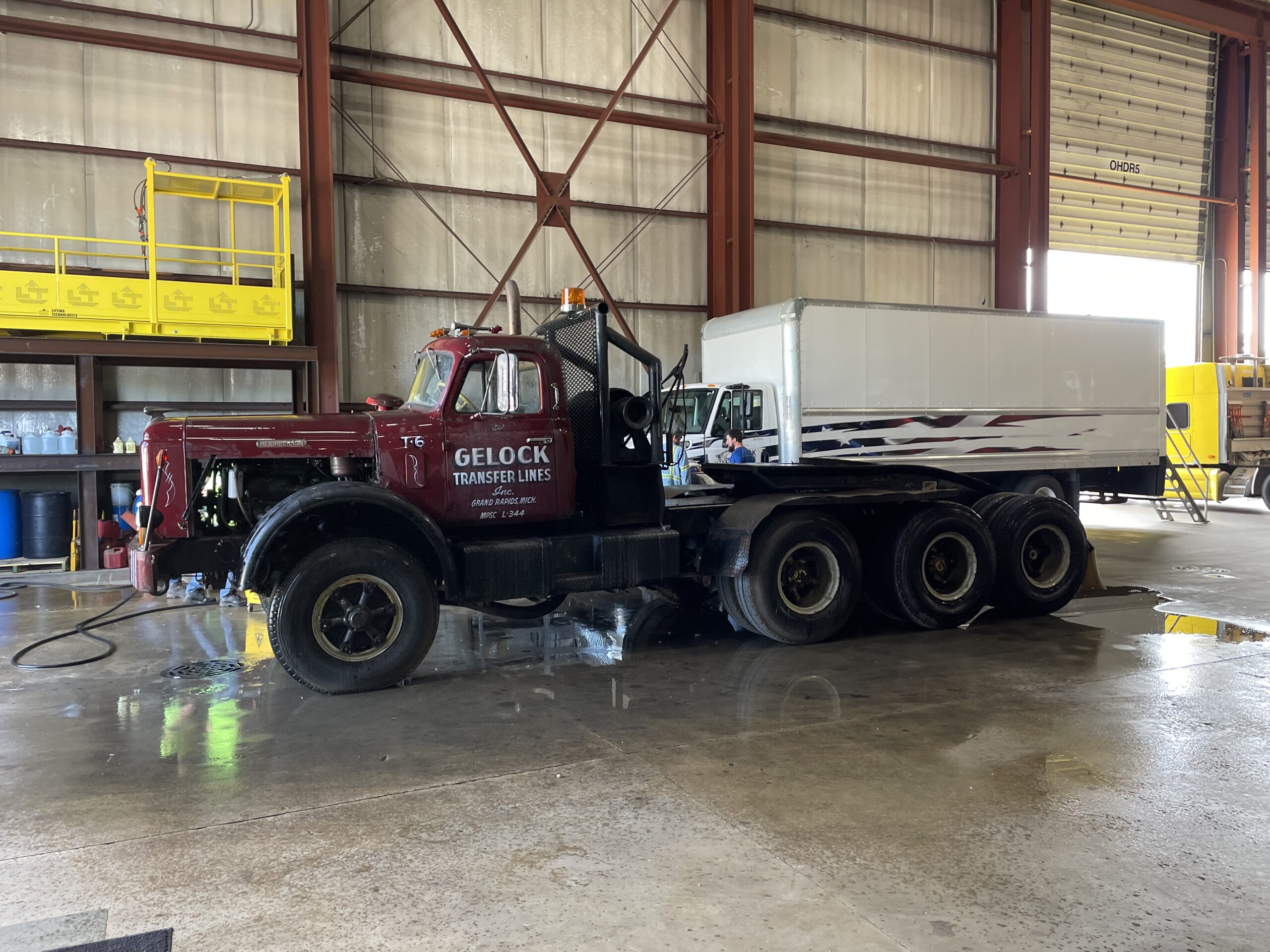 Van Dam family restores historic Gelock 1967 Hendrickson truck